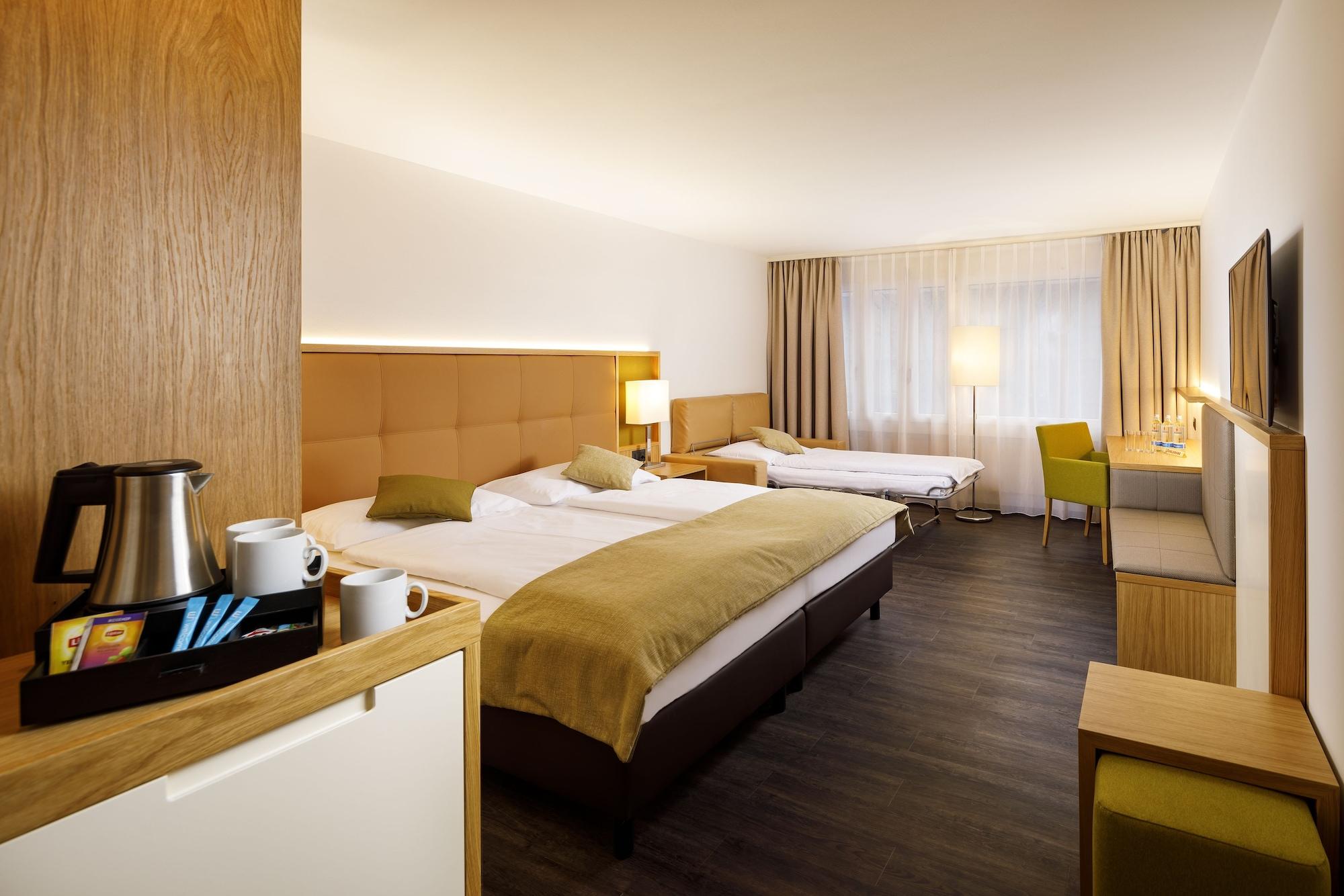 Ramada By Wyndham Baden Hotel Du Parc Esterno foto